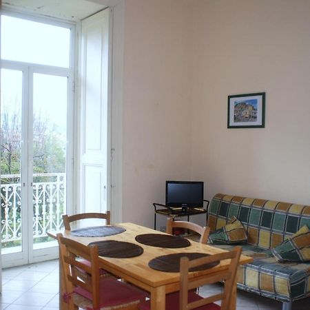 Villino Castellano Apartments Meta Kültér fotó