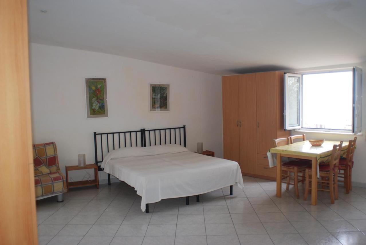 Villino Castellano Apartments Meta Kültér fotó