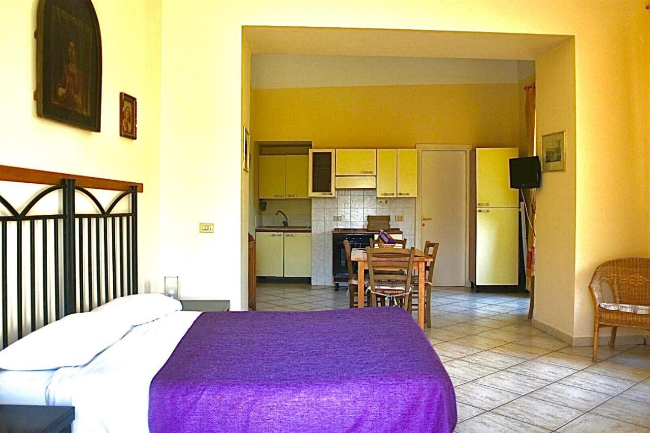 Villino Castellano Apartments Meta Kültér fotó